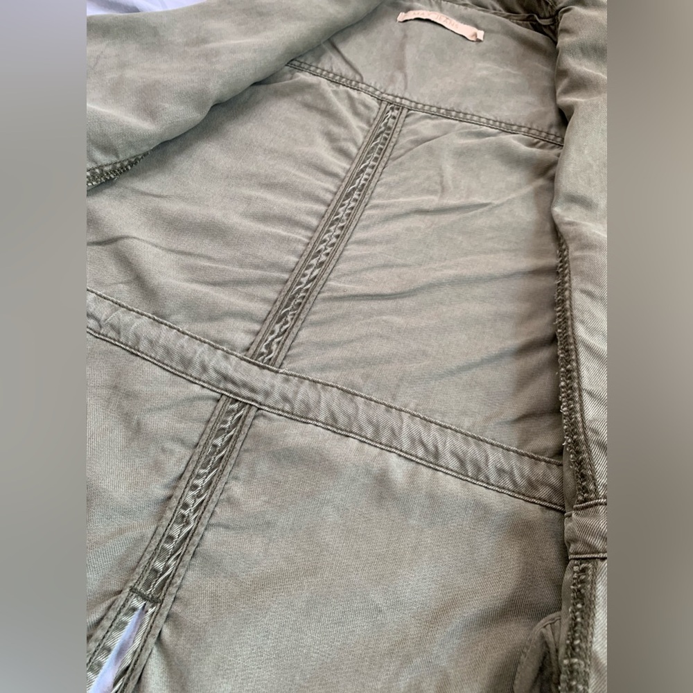 MAX JEANS vest, army green, large. - Picture 5 of 9